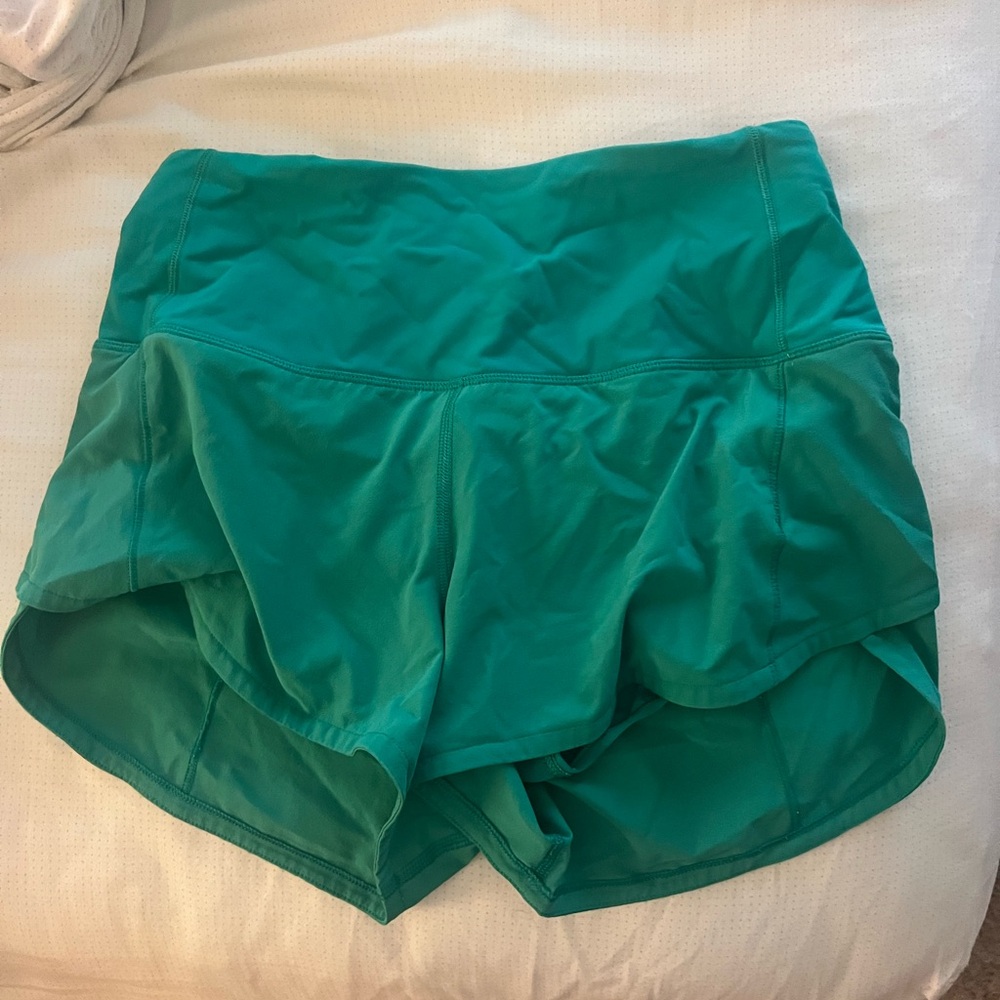 Lululemon Speed Up shorts high rise 2.5